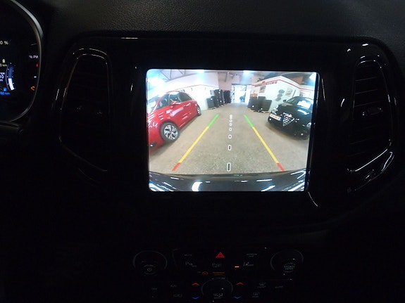 Jeep Compass 7 of 17