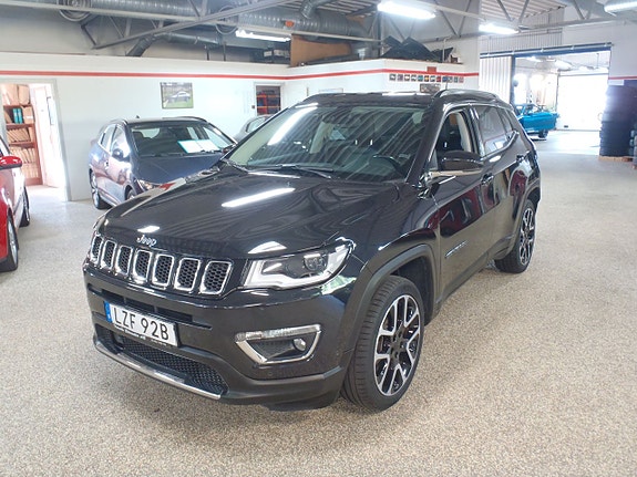 Jeep Compass 2 of 17
