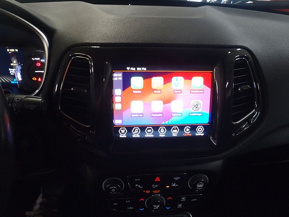 Jeep Compass 5 of 17