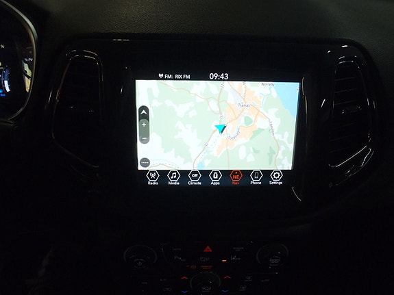 Jeep Compass 6 of 17