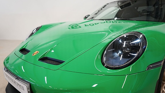 Porsche 911 10 of 27
