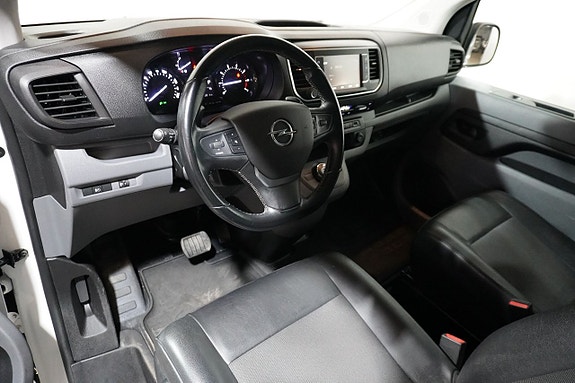 Opel Vivaro 7 of 14