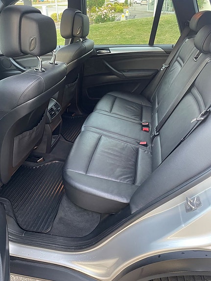 BMW X5 11 of 17