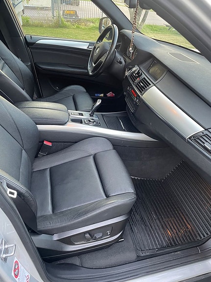 BMW X5 12 of 17