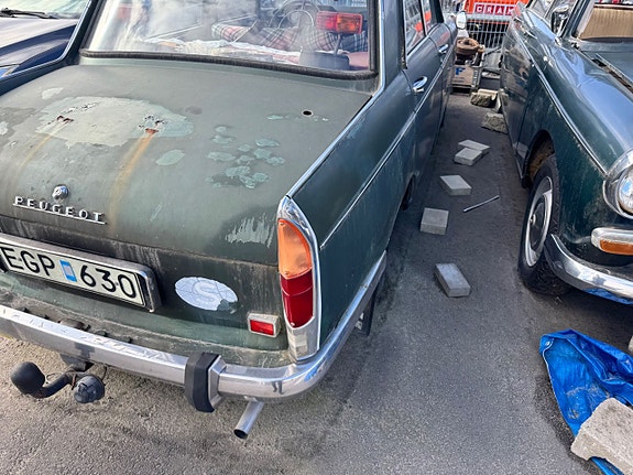 Peugeot 404 5 of 5