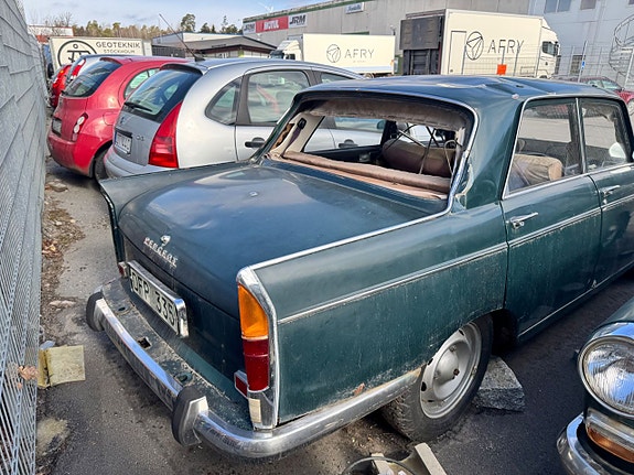 Peugeot 404 13 of 30