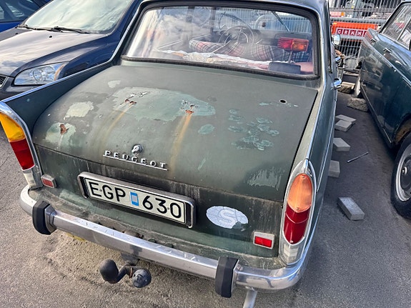 Peugeot 404 6 of 30