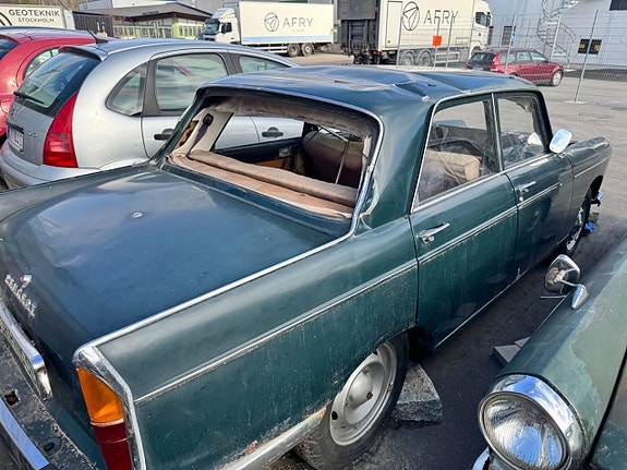 Peugeot 404 14 of 30