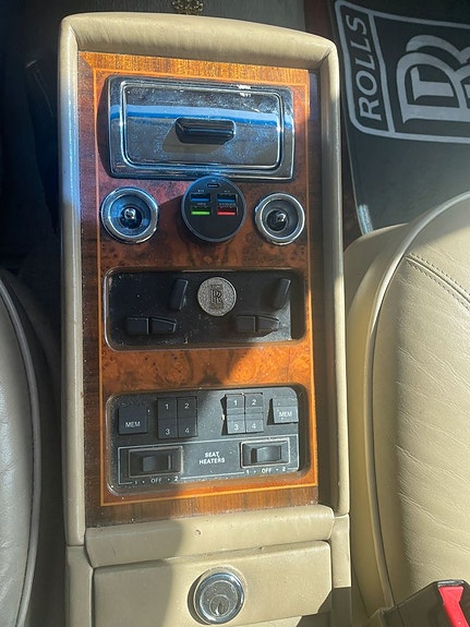 Rolls Royce Silver Spur 9 of 30