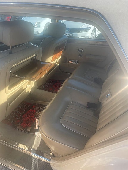 Rolls Royce Silver Spur 6 of 30