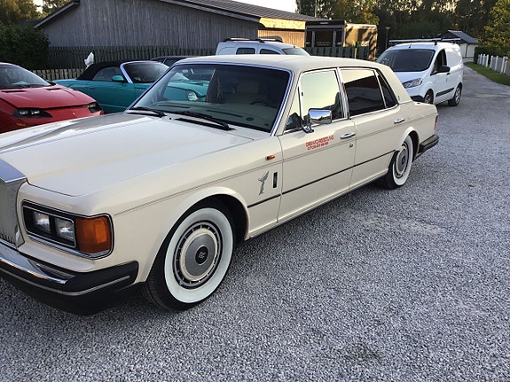 Rolls Royce Silver Spur 26 of 30