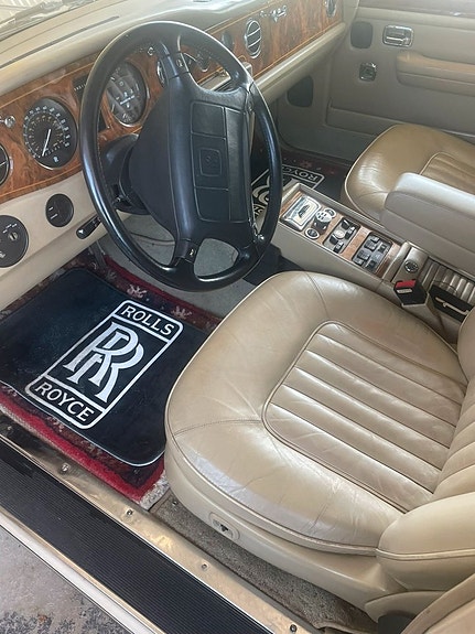 Rolls Royce Silver Spur 10 of 30