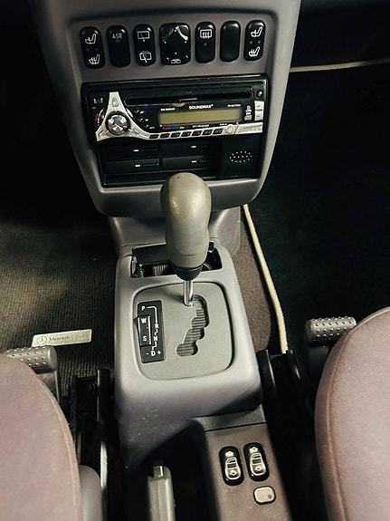 Mercedes-Benz A140 12 of 14