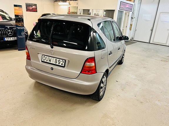 Mercedes-Benz A140 9 of 14