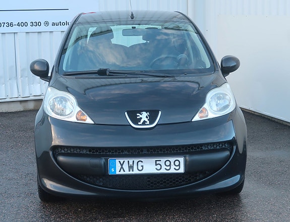 Peugeot 107 2 of 5