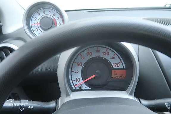 Peugeot 107 9 of 13