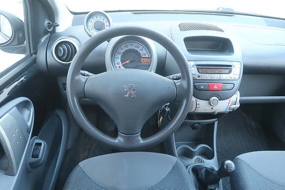 Peugeot 107 6 of 13