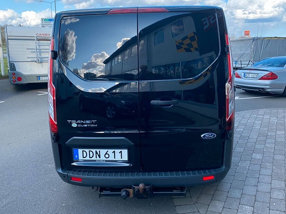 Ford Transit Custom 6 of 11