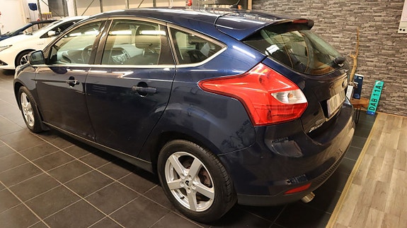 Ford Focus 3 of 12