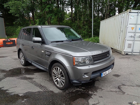 Land Rover Range Rover Sport 3 of 5