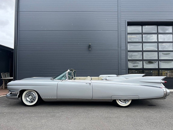 Cadillac Eldorado Biarritz 3 of 5