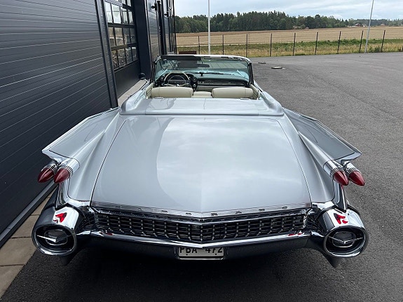 Cadillac Eldorado Biarritz 7 of 27