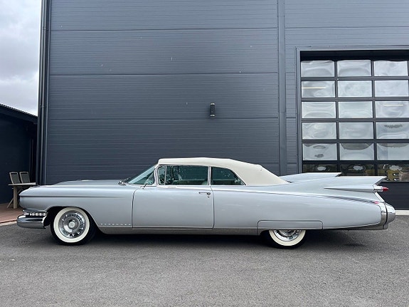 Cadillac Eldorado Biarritz 10 of 27