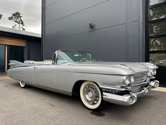 Cadillac Eldorado Biarritz 5 of 5