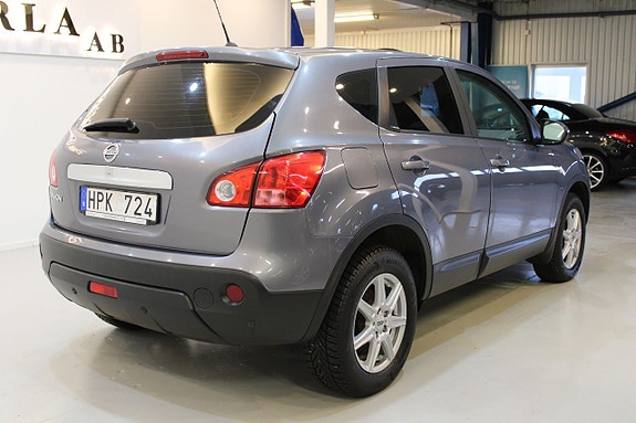 Nissan Qashqai 4 of 5
