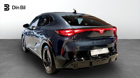 Cupra Tavascan 3 of 11