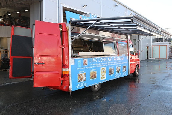 Mercedes-Benz Sprinter 312 4 of 17