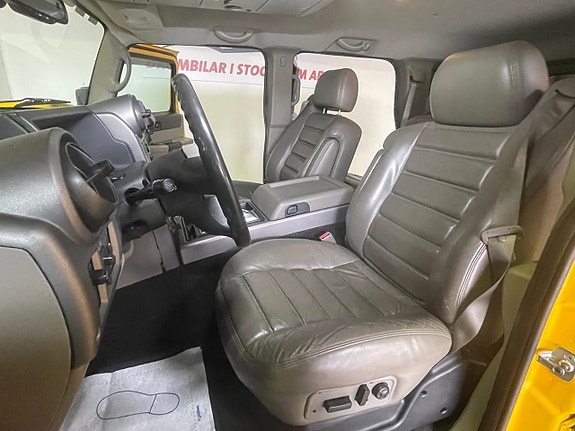 Hummer H2 19 of 20