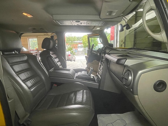 Hummer H2 16 of 20