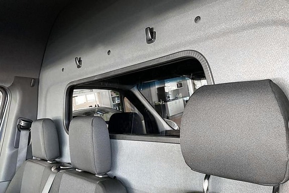 Mercedes-Benz Sprinter 319 15 of 16