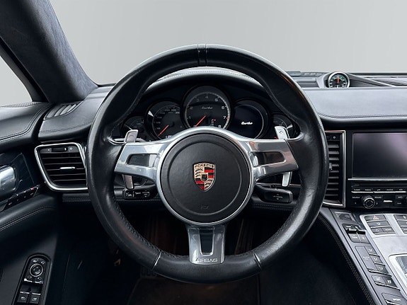 Porsche Panamera Turbo 12 of 13