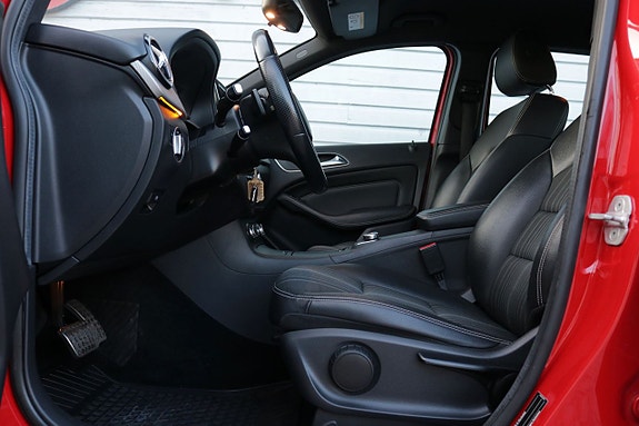 Mercedes-Benz B180 6 of 19