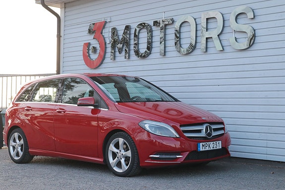 Mercedes-Benz B180 18 of 19