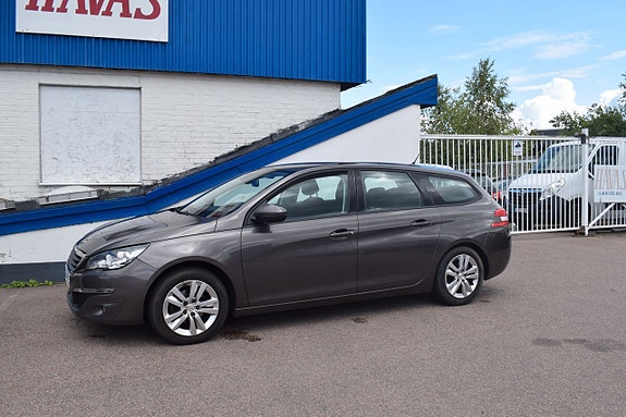 Peugeot 308 SW 14 of 14