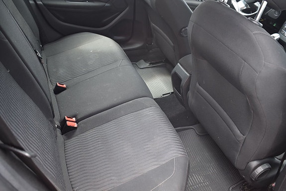 Peugeot 308 SW 9 of 14