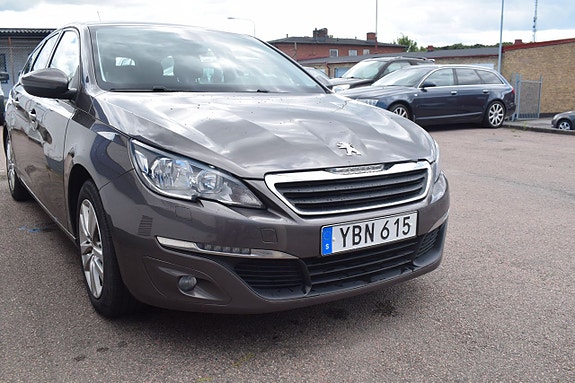 Peugeot 308 SW 4 of 14