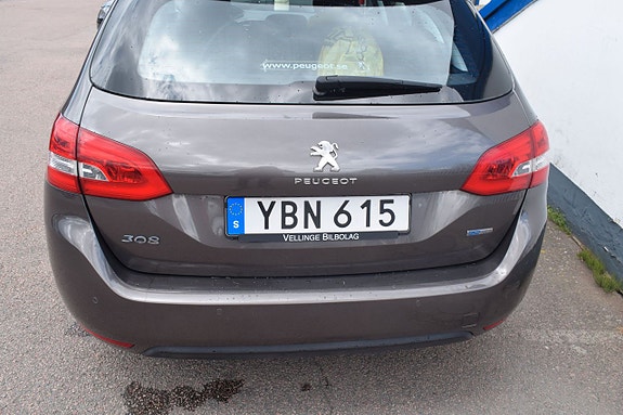 Peugeot 308 SW 6 of 14