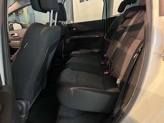 Peugeot 3008 9 of 11