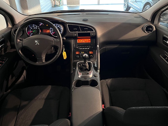 Peugeot 3008 7 of 11