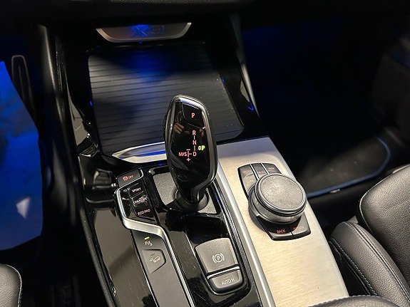 BMW X3 8 of 13