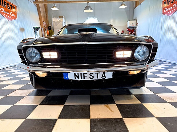 Ford Mustang 5 of 5