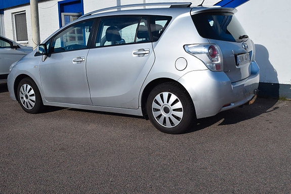 Toyota Verso 5 of 5