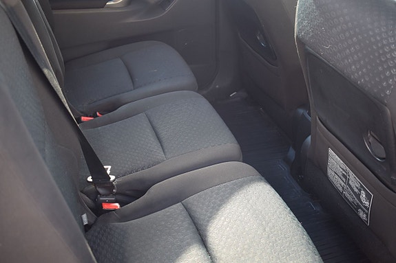 Toyota Verso 8 of 12