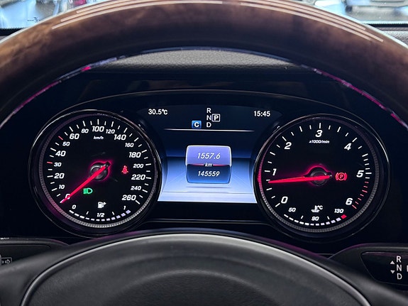 Mercedes-Benz E220 d 9 of 16