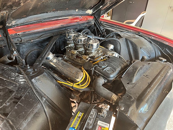 Ford Thunderbird 18 of 24