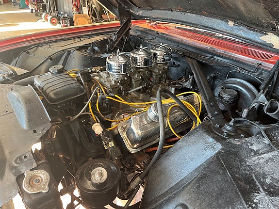 Ford Thunderbird 19 of 24